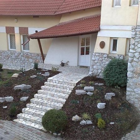 Marci Villa Pécs Exterior photo