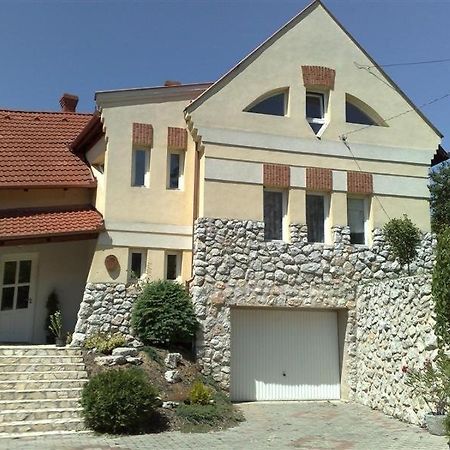 Marci Villa Pécs Exterior photo